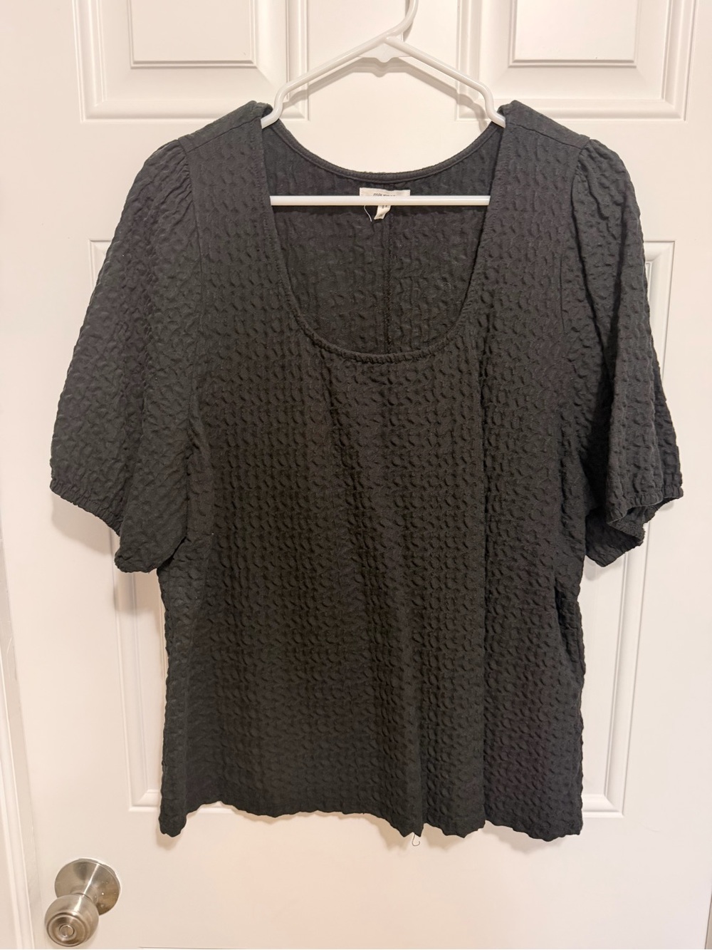 Maurices Black Textured Scoop Neck Short Sleeve Top
